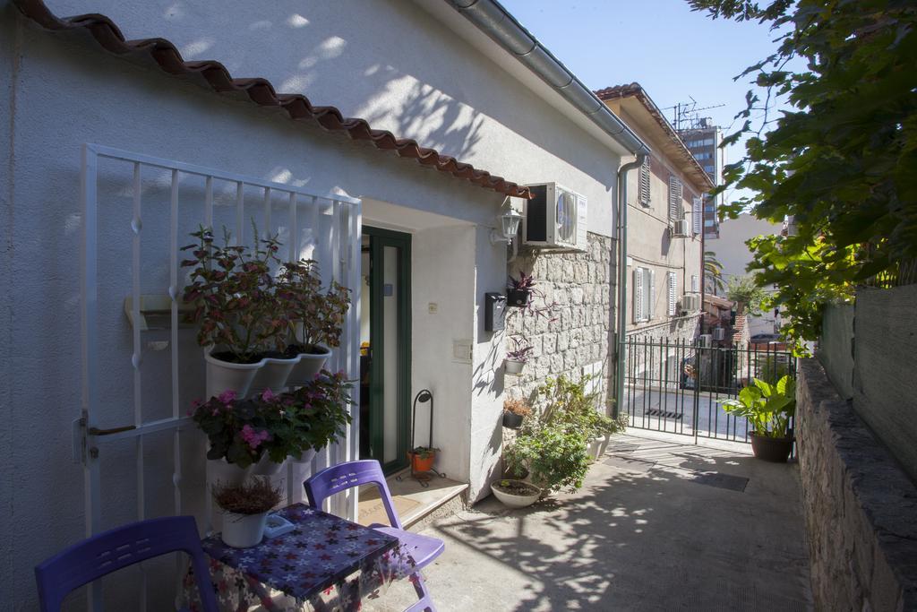 Apartment Welcome Split Buitenkant foto